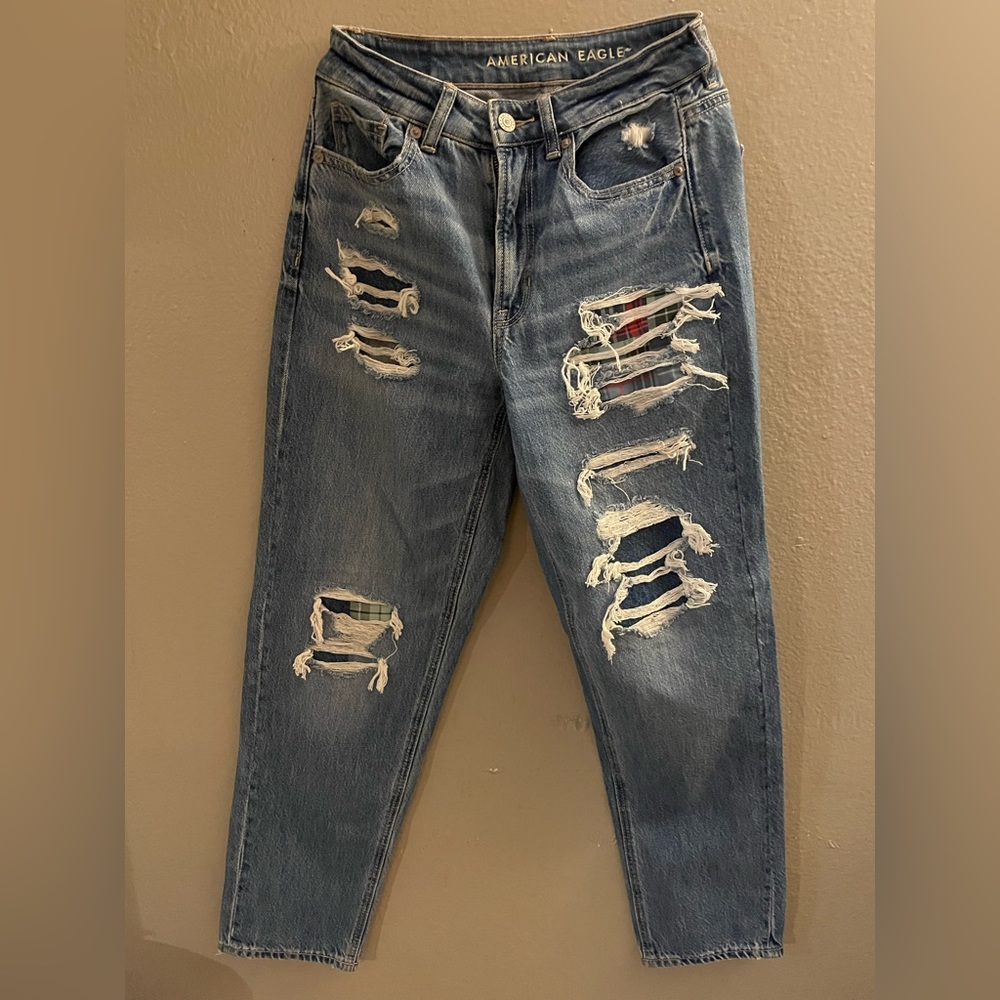 Women’s American Eagle Mom Jeans